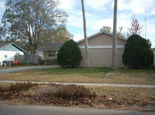 Exterior Garage view