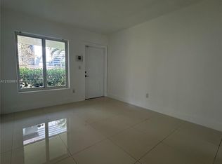 2121 NE 167th St #3, Miami, FL 33162