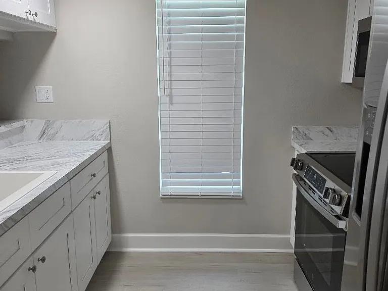 1215 N Egret Point — Photo 36