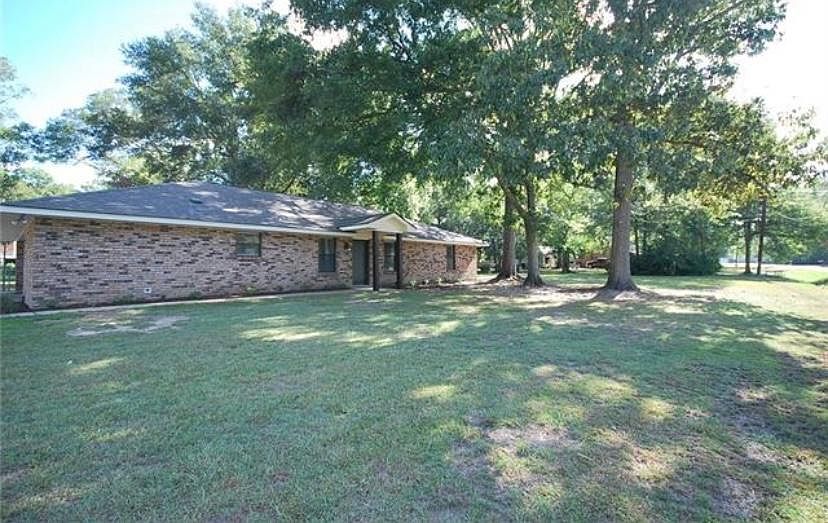 1st image of 17357 Timberlane Dr