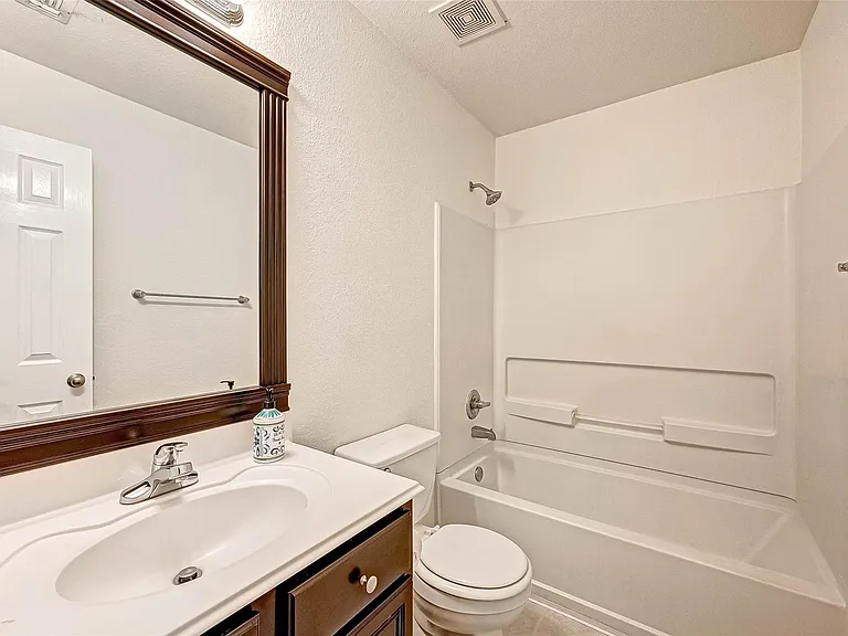 7910 Raven Creek Ln — Photo 26