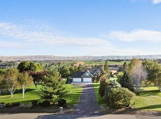 12340 Barrett Rd, Yakima, WA 98908
