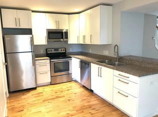 864 College Ave #A, Harrisonburg, VA 22802