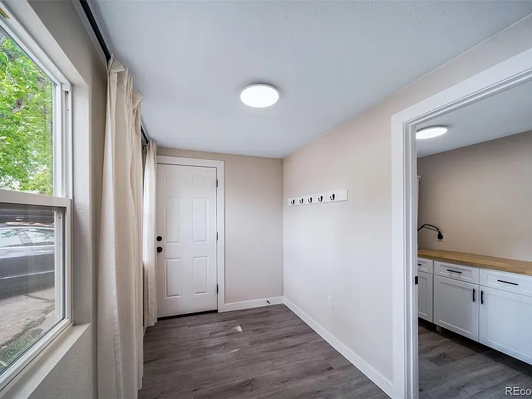 2395 S Irving St — Photo 17