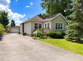 93 Barnes Ave, Brantford, ON N3R4Y9