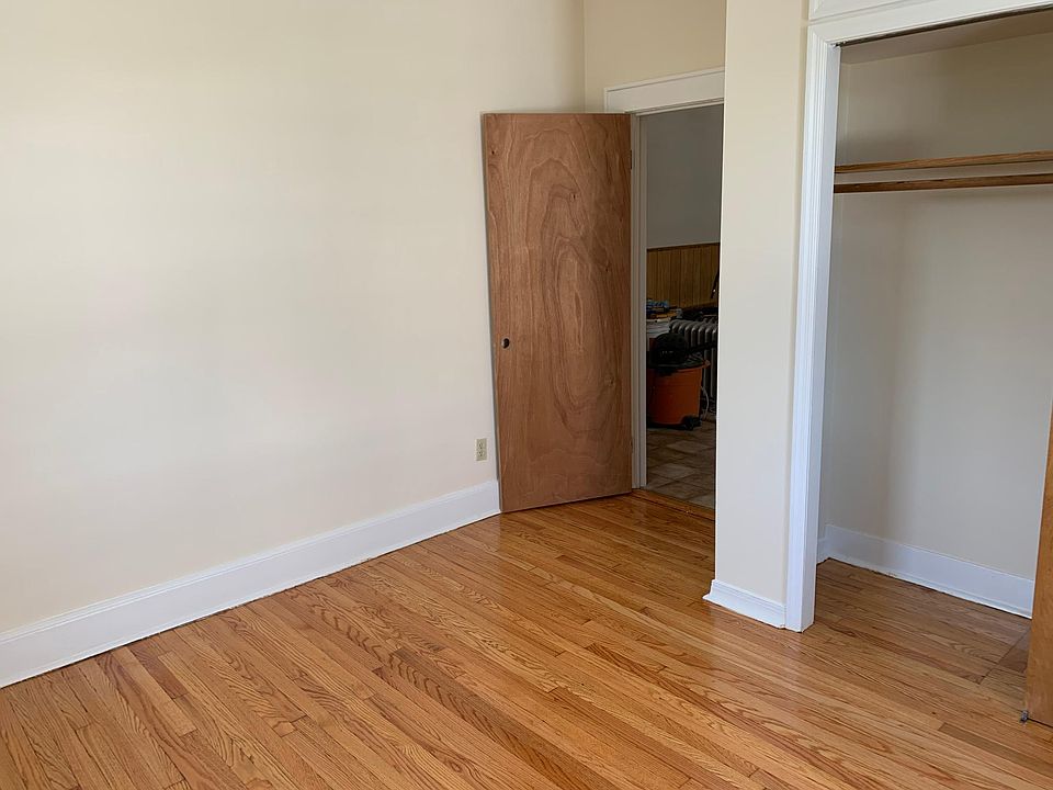 1st image of 301 N 12th St #2L