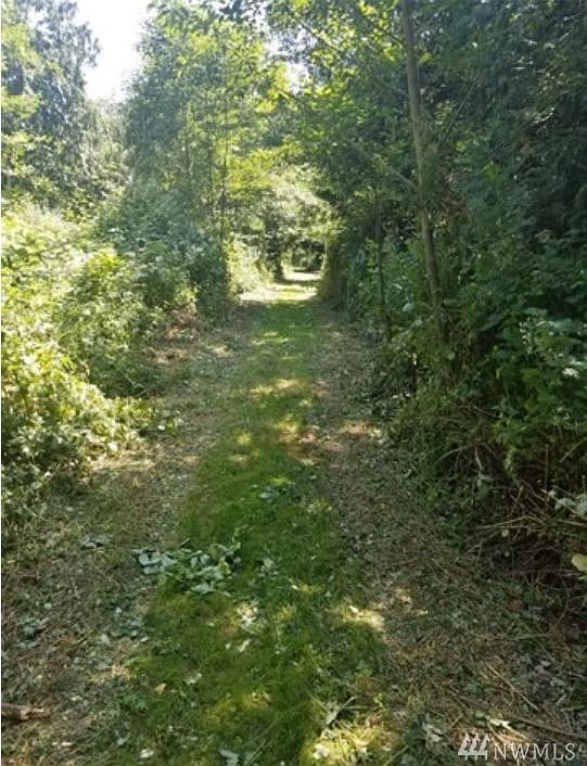 2nd image of 22846 N Starbird Rd