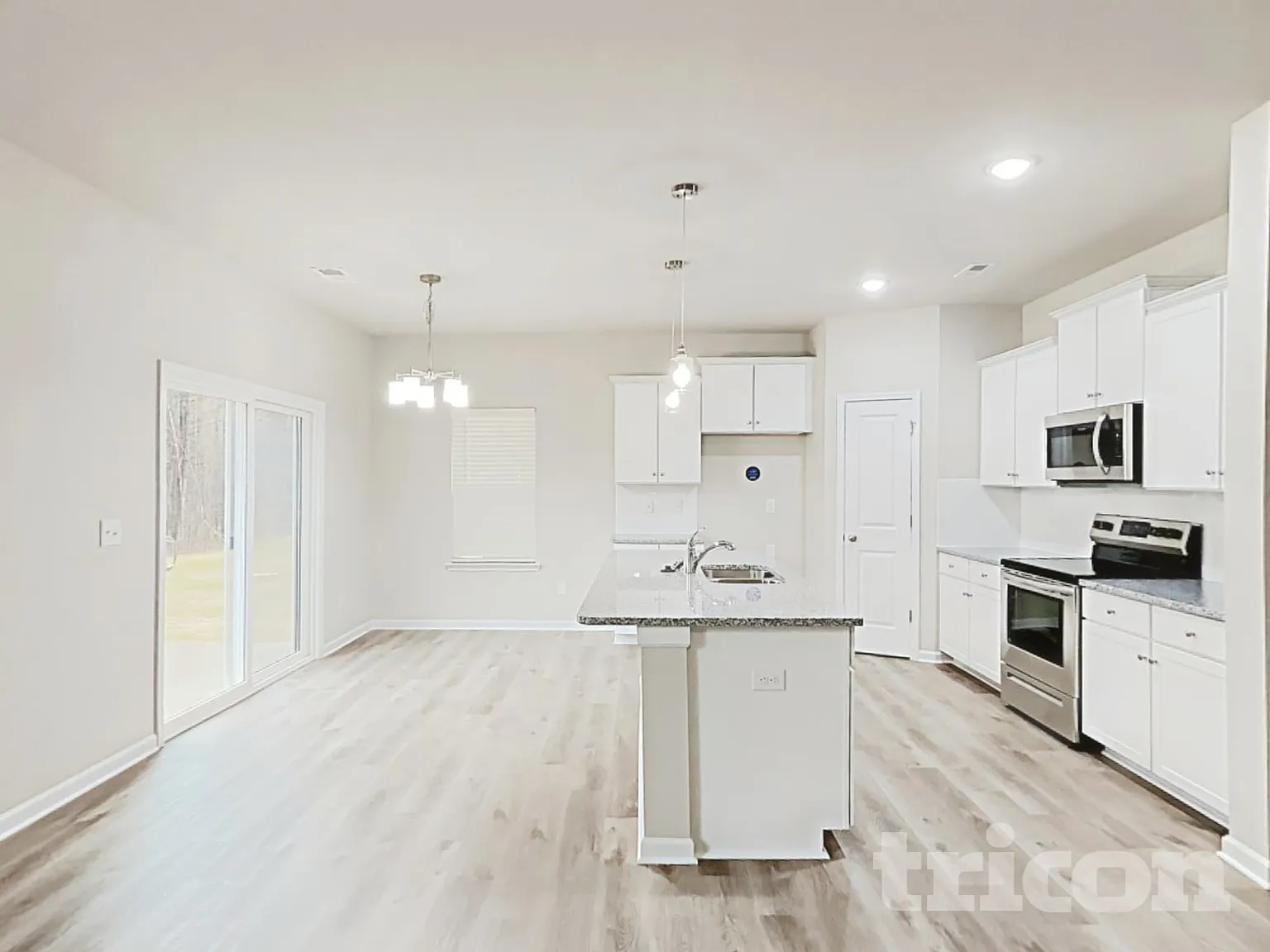 135 Spring Knoll Drive Charlotte NC — Photo 3