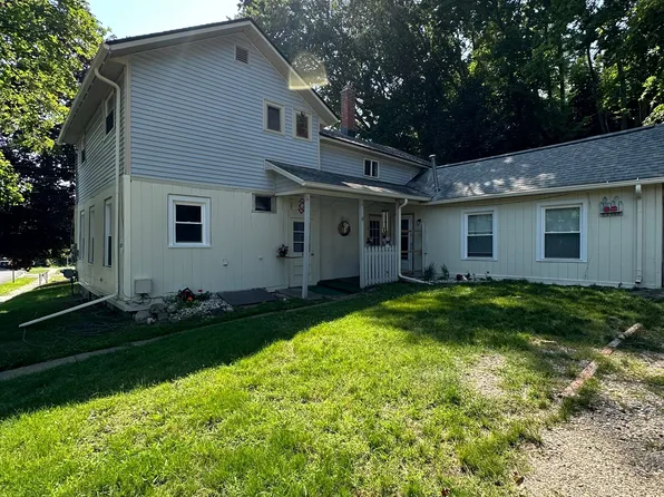 127 N 26th St APT 2, Kalamazoo, MI 49048