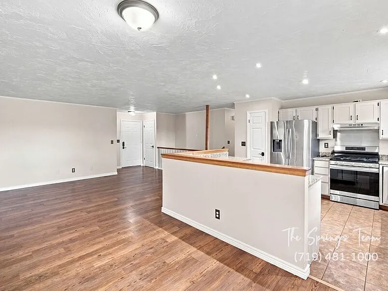 3060 Maverick Dr — Photo 12