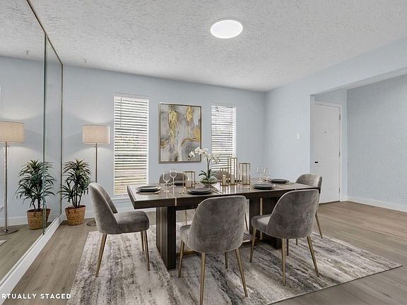 4th image of 16318 Royal Mile Ln