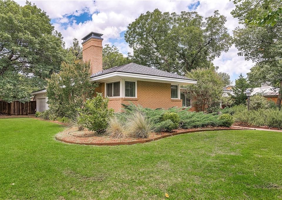 1st image of 2849 Southwood Dr