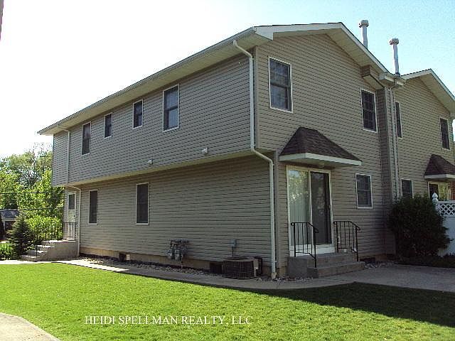 1st image of 175 Manorhaven Blvd