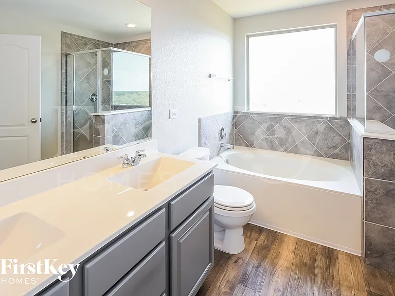 7307 Palomino Bay — Photo 9