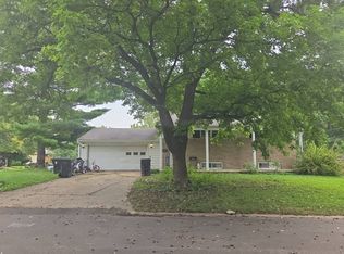 1407 Searle Dr, Normal, IL 61761
