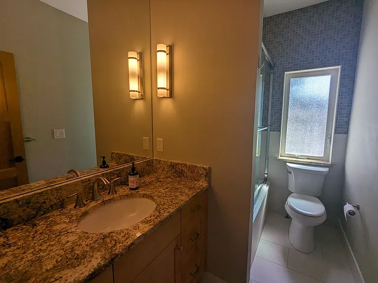 1582 NW Erin Ct — Photo 14