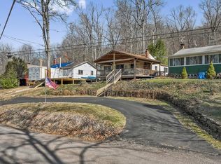 272 Braddocks Run Rd, Addison, PA 15411