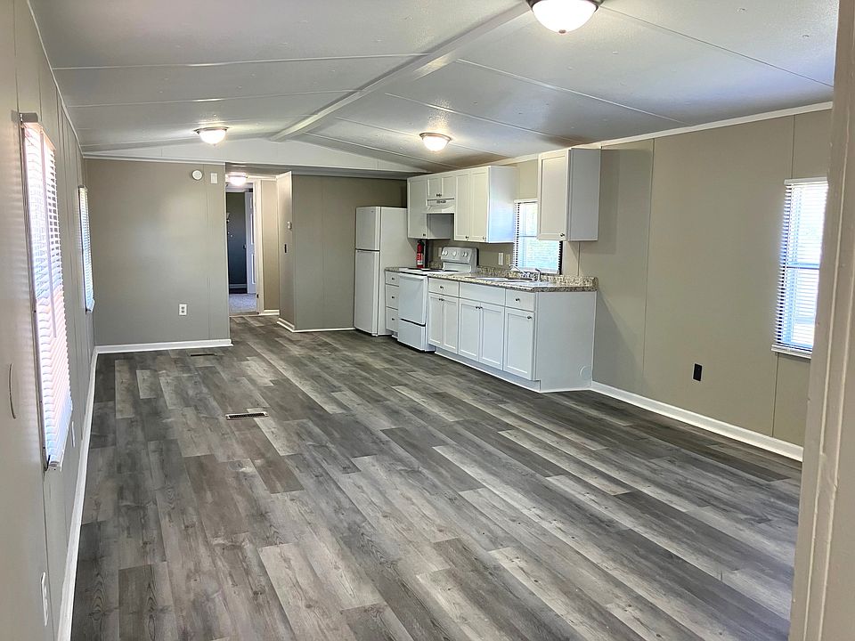 1st image of 3323 Iowa St #540