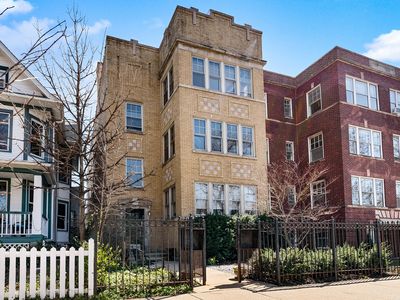 4507 N Campbell Ave APT 3, Chicago, IL, 60625