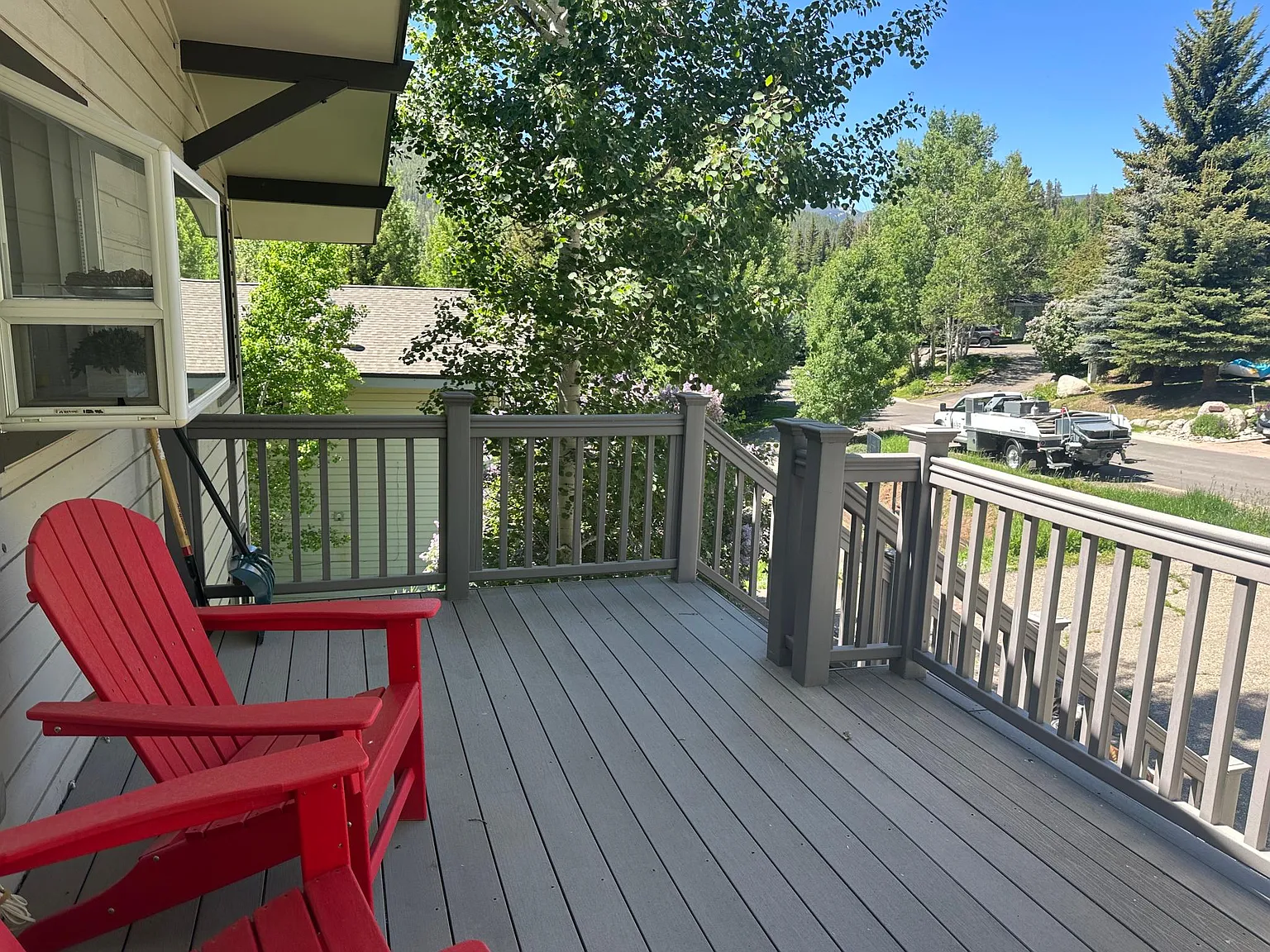 2568 Arosa Dr — Photo 3