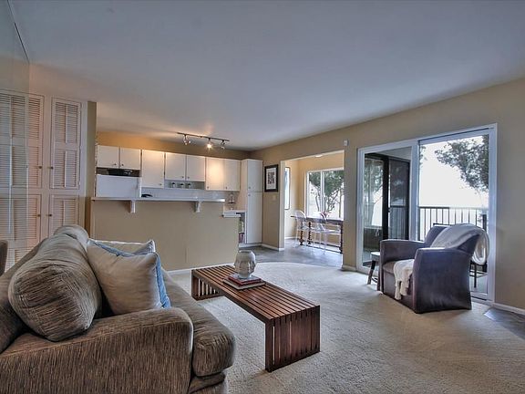 4th image of 815 Balboa Ave Unit 305