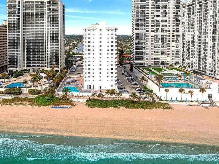 4250 Galt Ocean Dr #PHB — Photo 44