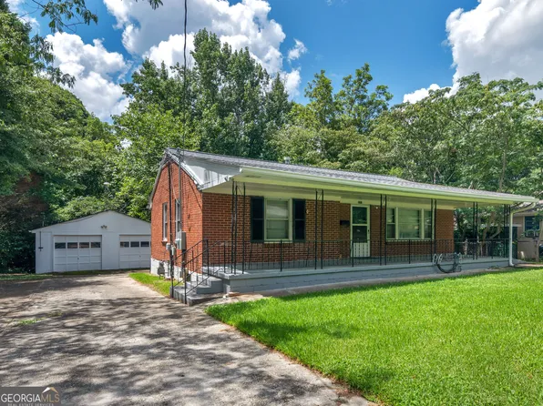 895 Laurel St, Forest Park, GA 30297