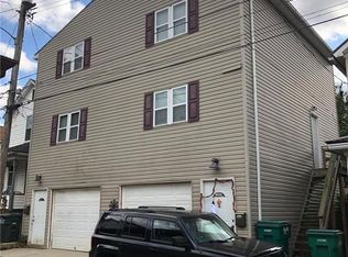 528-532 Church Aly, Chester, WV