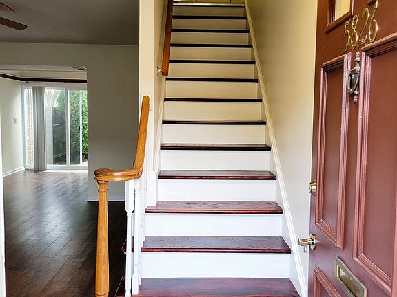 2nd image of 5826 Spotswood Dr