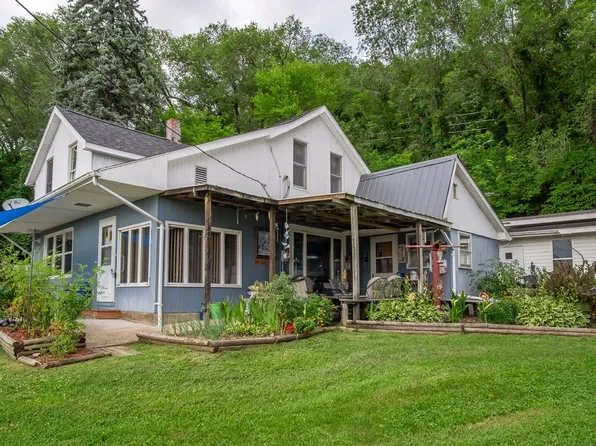 1107 S 2nd Street, Alma, WI 54610