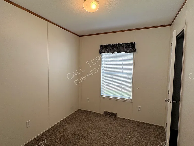 45 Mantua Grove Rd #R-21 — Photo 7