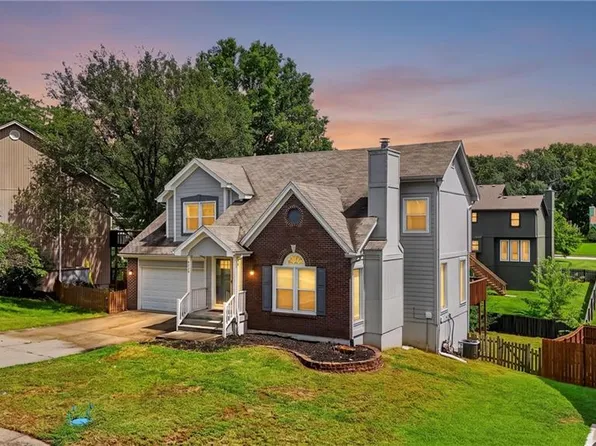 6529 NW Hidden Valley Rd, Kansas City, MO 64152