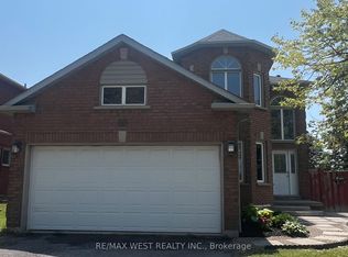 60 Furrow Dr, Whitby, ON L1R 1Y7