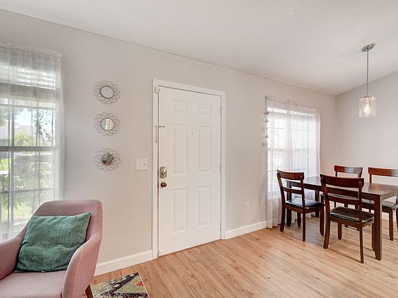 5th image of 5109 Arbor Glen Cir