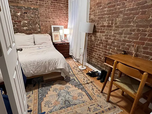 Rented by J PRESTON AND ASSOCIATES INC | media 9