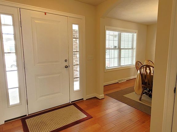 4th image of 4070 Blueberry Dr