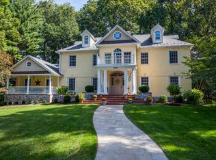 7500 Arrowood Rd, Bethesda, MD 20817