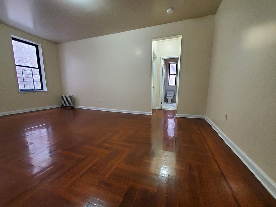 1st image of 2735 Sedgwick Ave APT 3A