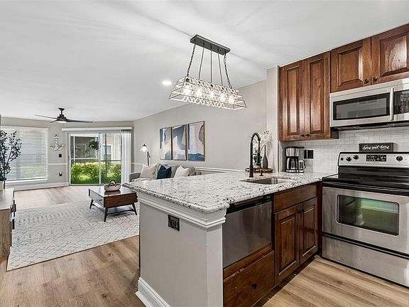 3rd image of 4115 CHATHAM OAK COURT #201