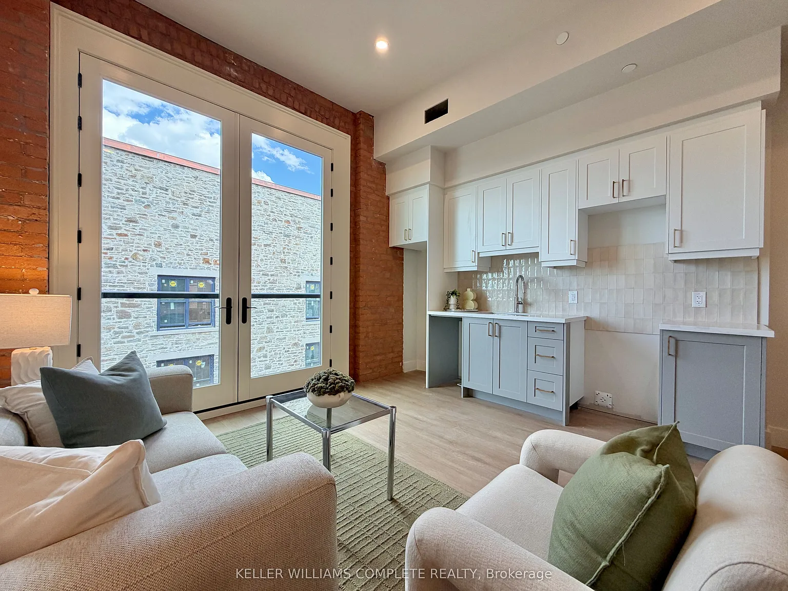 1 bed, $1,699 — Photo 1