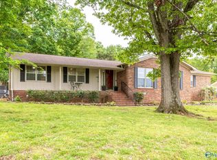8130 Hillside Ln SE, Huntsville, AL 35802