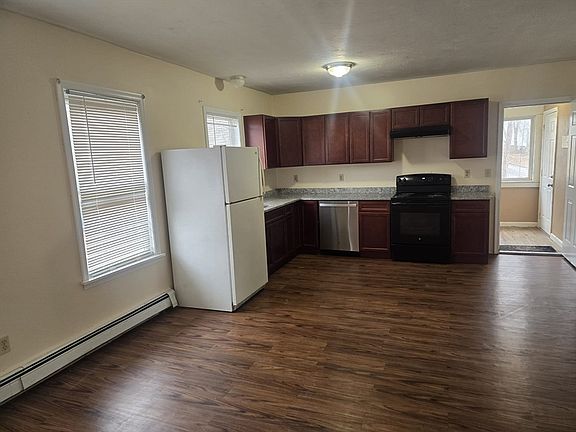 3rd image of 26 Loring St #3