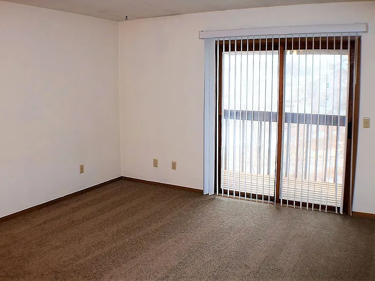 2639 Westwinds Dr #1 — Photo 4