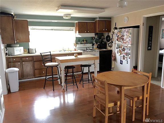 5th image of 410 E Marjorie Ave