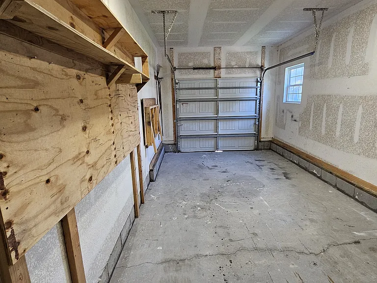 202 Thalia Rd — Photo 18