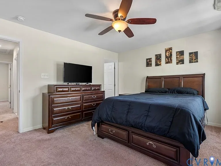 9018 Tow Hook Pl — Photo 11