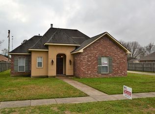 3614 Holly St, Zachary, LA 70791