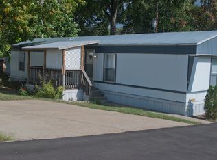 5 Westhill Dr, Saint Charles, MO 63303