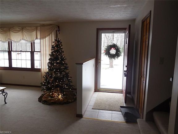 Foyer Entry