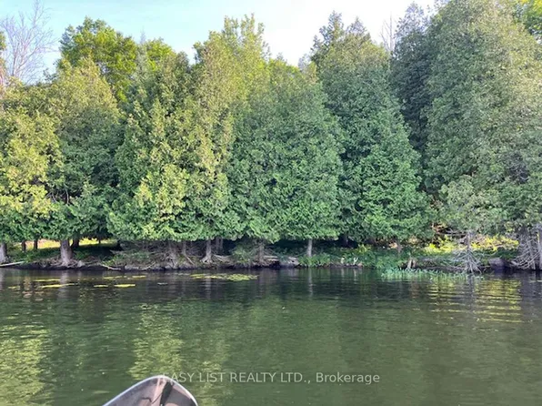 372 Murphy Rd #75, Rideau Lakes, ON K0G 1X0